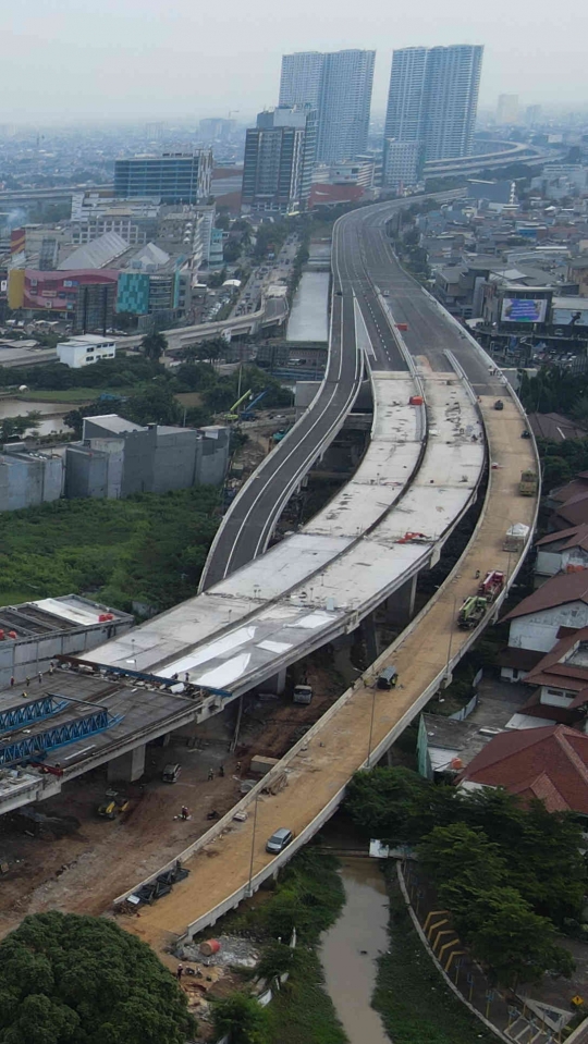 Pembangunan Konstruksi Tol Becakayu Seksi 2A Capai 97,14 Persen