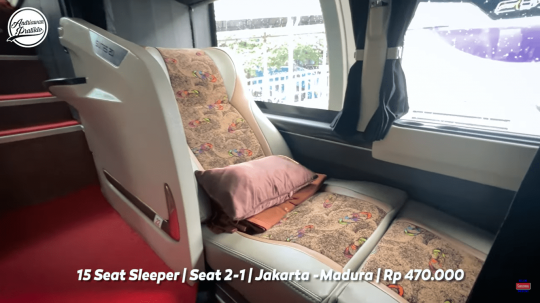 Potret Bus Suites Combi Family PO Sinar Jaya yang Mewah dan Miliki Bagasi Luas