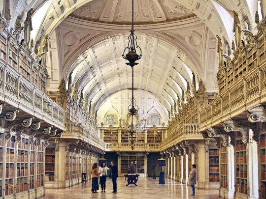15 Perpustakaan Terindah di Dunia, Mulai yang Bergaya Klasik sampai Modern
