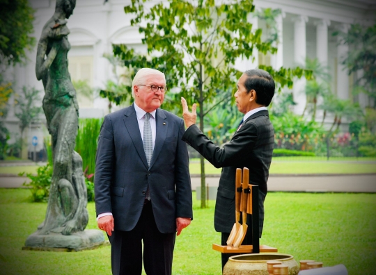 Keakraban Jokowi dan Presiden Jerman saat Bertemu di Istana Bogor