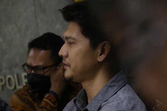 Wajah Santai Iko Uwais seusai Diperiksa Polisi Terkait Pengeroyokan