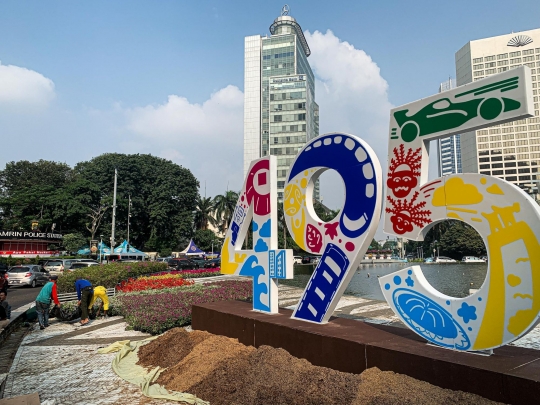 Melihat Persiapan Dekorasi Jakarta Hajatan 495 di Bundaran HI