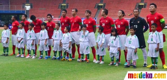 Mengingat Aksi Van Beukering di Timnas, Kini Bangkrut jadi Satpam Kelab Striptis