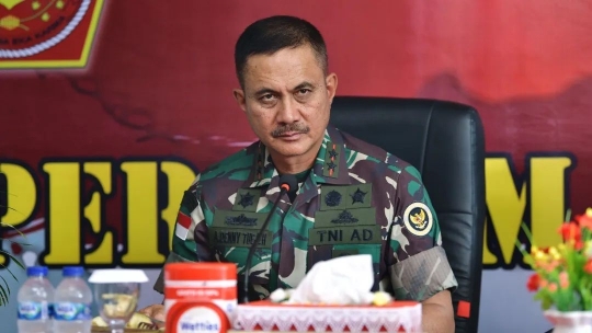 Momen Jenderal TNI Andika Ditemani Dua Kawan Lama Cek Operasi Sikat Teroris di Poso