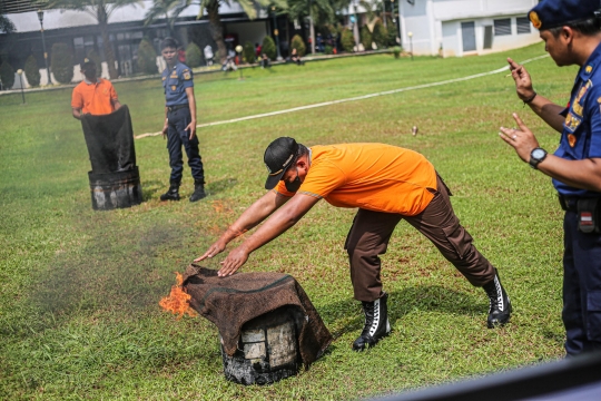 Melihat Pelatihan Penanggulangan Kebakaran di Lingkungan Kejaksaan Agung