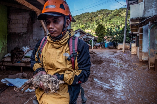 Parahnya Dampak Terjangan Banjir Bandang di Bogor