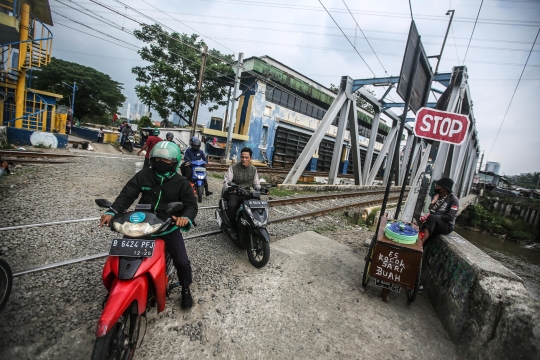 KAI Tutup 6 Perlintasan Liar Rawan Kecelakaan
