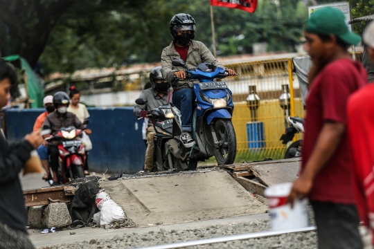 KAI Tutup 6 Perlintasan Liar Rawan Kecelakaan