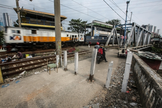 KAI Tutup 6 Perlintasan Liar Rawan Kecelakaan