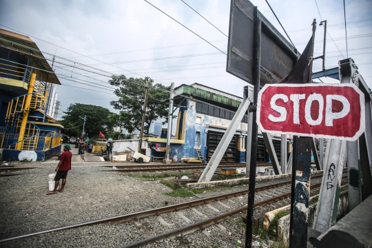 KAI Tutup 6 Perlintasan Liar Rawan Kecelakaan