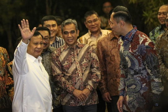 Salam Komando Prabowo dan AHY usai Gelar Pertemuan di Kertanegara