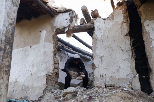 Potret Korban Gempa di Afghanistan Jalani Hidup Sulit