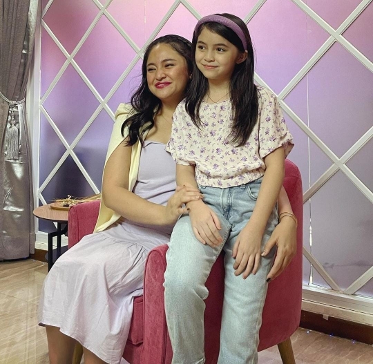5 Potret Kebersamaan Marshanda dengan Sienna, Ibu dan Anak yang Sama-sama Cantik
