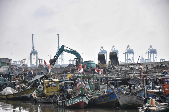 Denyut Kehidupan Warga Pesisir Jakarta di tengah Hari Nelayan Internasional