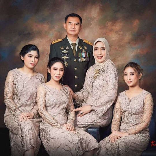 Potret Cantik Aqila Victorinet Pacar Adira Rizky, Ayah Bukan Orang Sembarangan di TNI