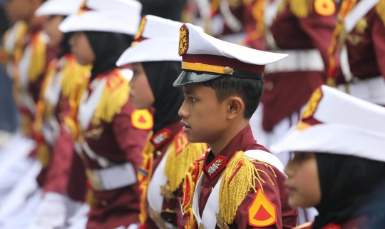 HUT ke-76 Bhayangkara, Polisi Cilik Beraksi di Bundaran HI