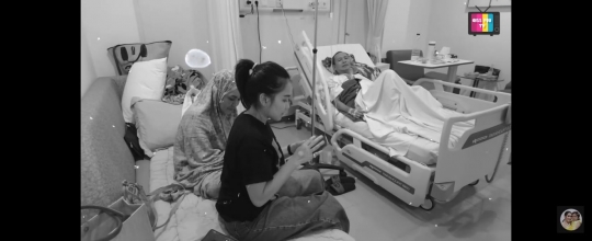 Setelah Pulang Umrah, Ayah Ojak Dilarikan ke Rumah Sakit Untuk Operasi Hernia