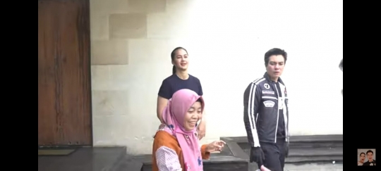 Ibu-ibu Datang ke Rumah Baim Wong Mau Ketemu Marshanda, Sikap Paula Verhoeven Disorot