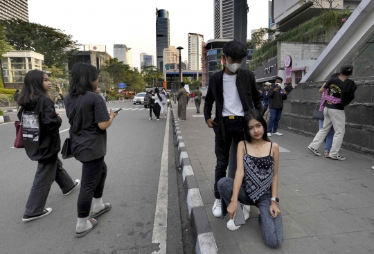 Gaya Remaja Pinggiran Jakarta di Kawasan Dukuh Atas