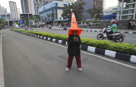Gaya Remaja Pinggiran Jakarta di Kawasan Dukuh Atas