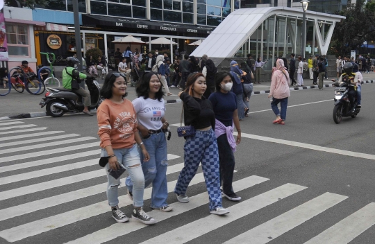Gaya Remaja Pinggiran Jakarta di Kawasan Dukuh Atas