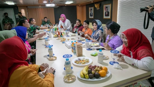 Bikin Takjub! Kapal Perang Mewah 7 Lantai, Kamar dan Tempat Makannya Super Nyaman