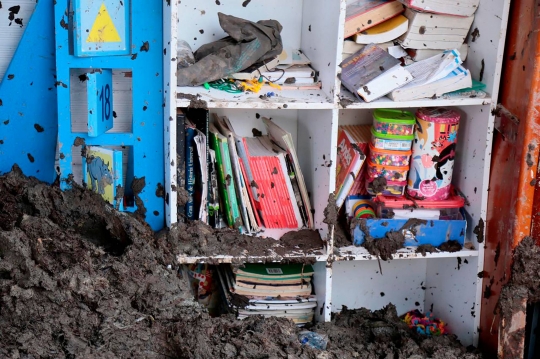 Tanah Longsor Timbun Sekolah di Kolombia, 3 Anak Tewas, 19 Selamat