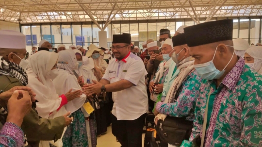 Menteri Agama Lepas Kepulangan Jemaah dari Bandara Jeddah ke Tanah Air