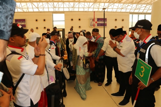 Menteri Agama Lepas Kepulangan Jemaah dari Bandara Jeddah ke Tanah Air