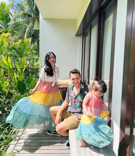 Potret Baby Chloe Anak Asmirandah Liburan di Bali, Penampilannya Cute Banget!