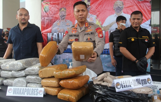 Polres Tangerang Selatan Gagalkan Peredaran 39 Kg Ganja