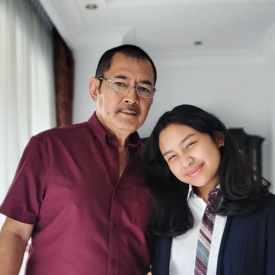 Momen Kebersamaan Khirani Anak Mayangsari dan Bambang Trihatmodjo, Kompak Banget