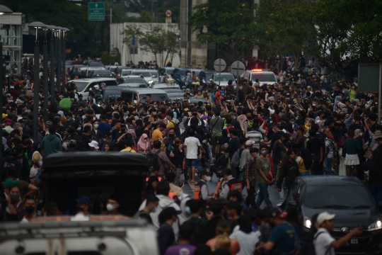 Heboh Citayam Fashion Week, Begini Ramainya Kawasan Dukuh Atas di Akhir Pekan