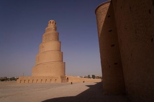 Menelusuri Menara Spiral Malwiya dari Abad ke-9 di Irak