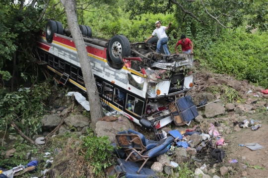 Terjun ke Jurang, Bus Maut Nikaragua Tewaskan Belasan Penumpang