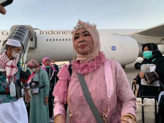 Foto-Foto Jemaah Haji di Sulsel Berdandan Gemerlap