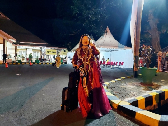 Foto-Foto Jemaah Haji di Sulsel Berdandan Gemerlap