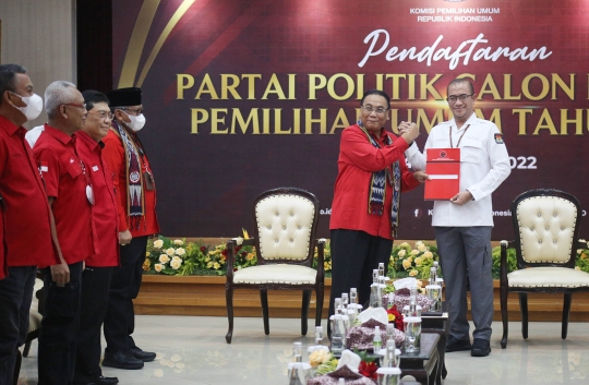 PDIP, NasDem, hingga PKS Mendaftar Jadi Calon Peserta Pemilu 2024