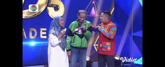 Babeh Ojol yang Viral Gemetar Ikut Audisi D'Academy 5, Sang Istri 'Sayang Semangat ya