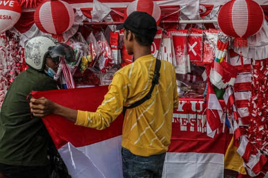 Jelang 17 Agustus, Pedagang Bendera Musiman Bermunculan