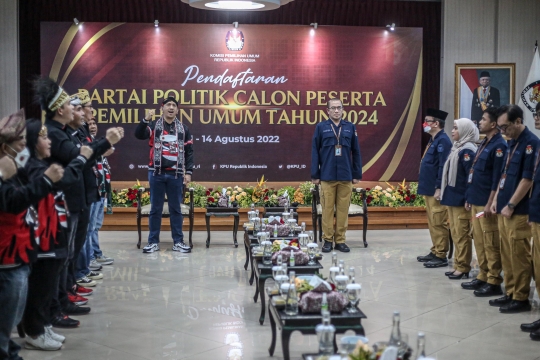 I Gede Pasek Daftarkan Partai Kebangkitan Nusantara ke KPU