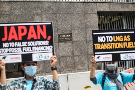 Geruduk Kedubes Jepang, Aktivis Walhi Desak Pendanaan Energi Fosil Dihentikan