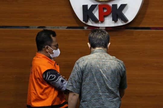 KPK Tahan Wakil Ketua DPRD Tulungagung Terkait Kasus Suap dan Gratifikasi