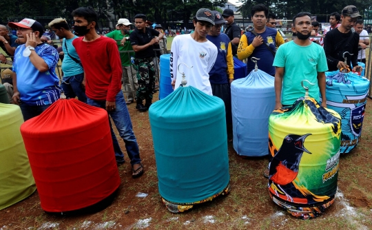 Lomba Kicau Burung Pra Piala Gubernur di Lapangan Banteng