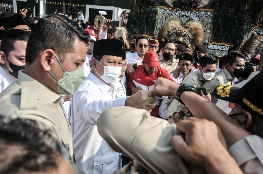 Kekompakan Prabowo dan Cak Imin Daftarkan Partai Ke KPU RI