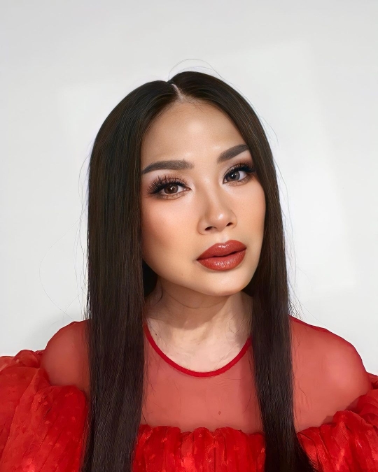 Tampil Beda, Ini Potret Titi DJ Pakai Riasan Ala Korea yang Dipuji Cantik Bak ABG