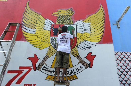 Kreativitas Warga Sambut HUT ke-77 Kemerdekaan RI dengan Mural