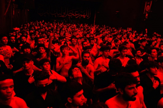 Ribuan Umat Syiah di Irak Rayakan Hari Asyura