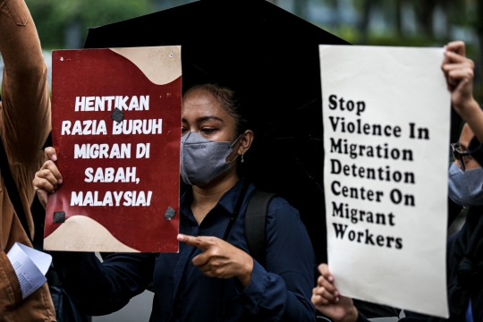 Pekerja Migran Tuntut Malaysia Hentikan Kekerasan di Pusat Tahanan Imigrasi