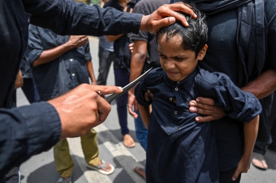 Reaksi Anak-Anak Mengikuti Tradisi Asyura